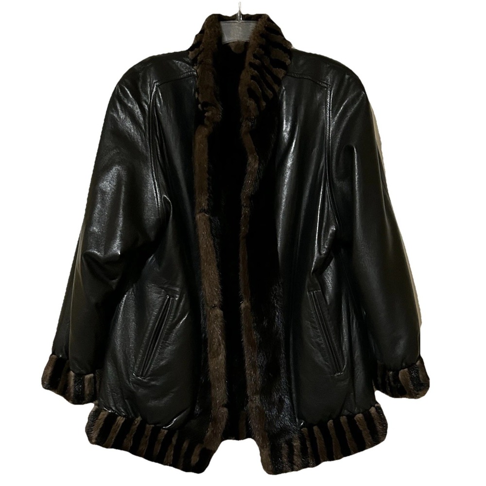 Vintage Oscar de la Renta Reversible Leather & Fur Coat – No Size‎ Tag, 29" Long
